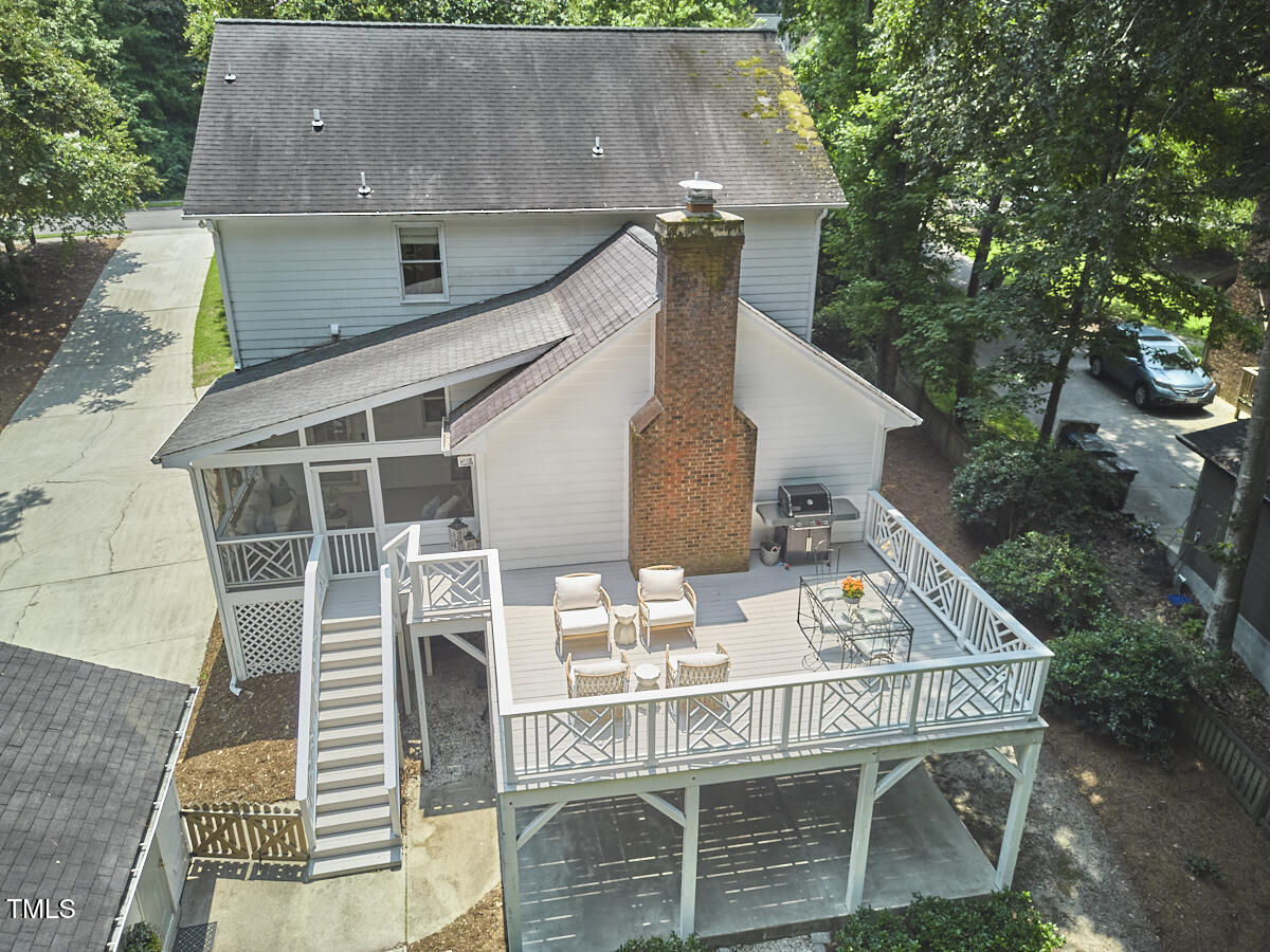 18 Clearwater Drive