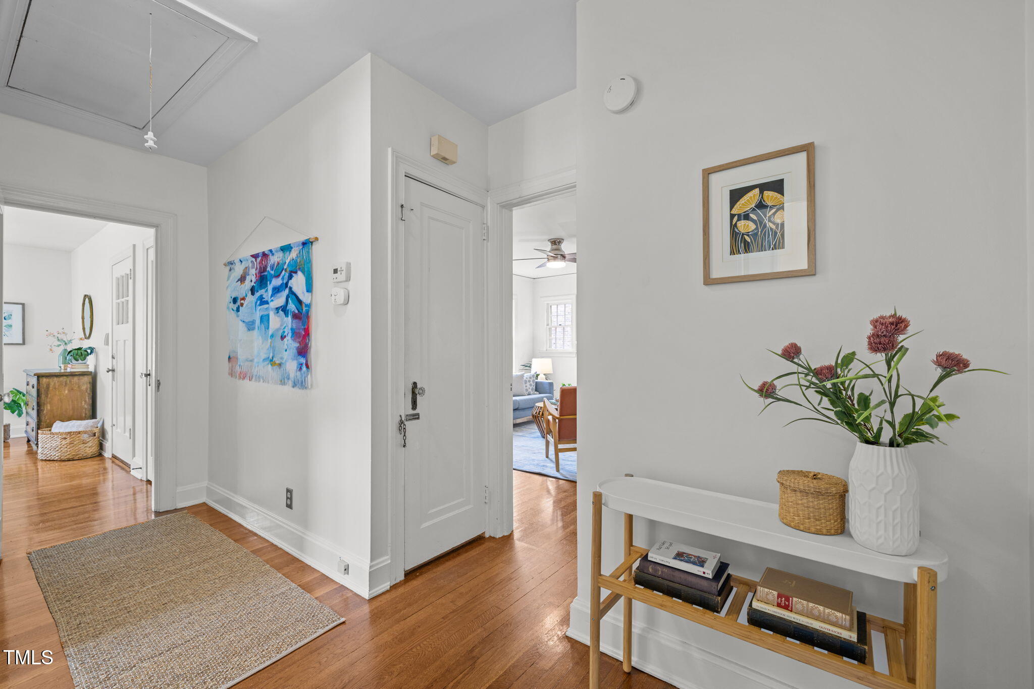 113 W Lynch Street