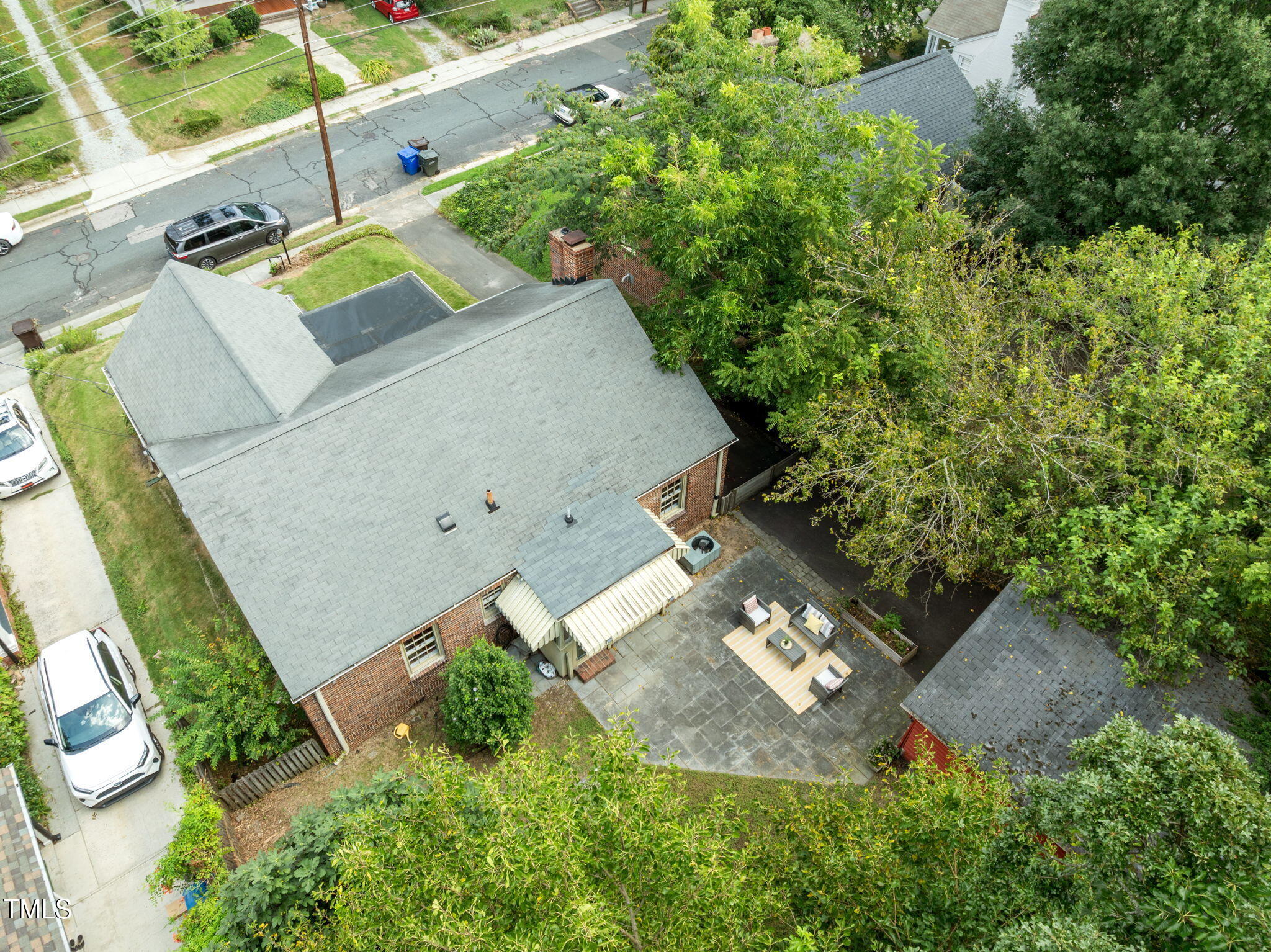 113 W Lynch Street