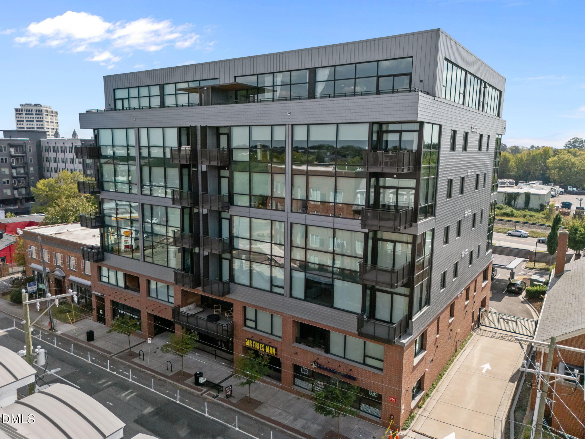 1105 W Main Street # 506
