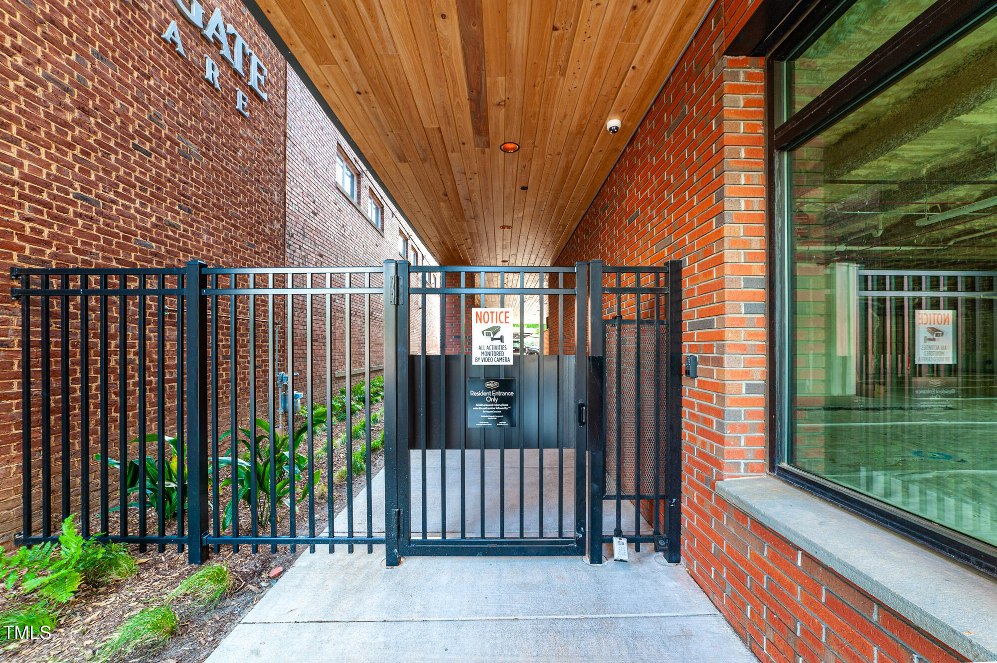 1105 W Main Street # 506