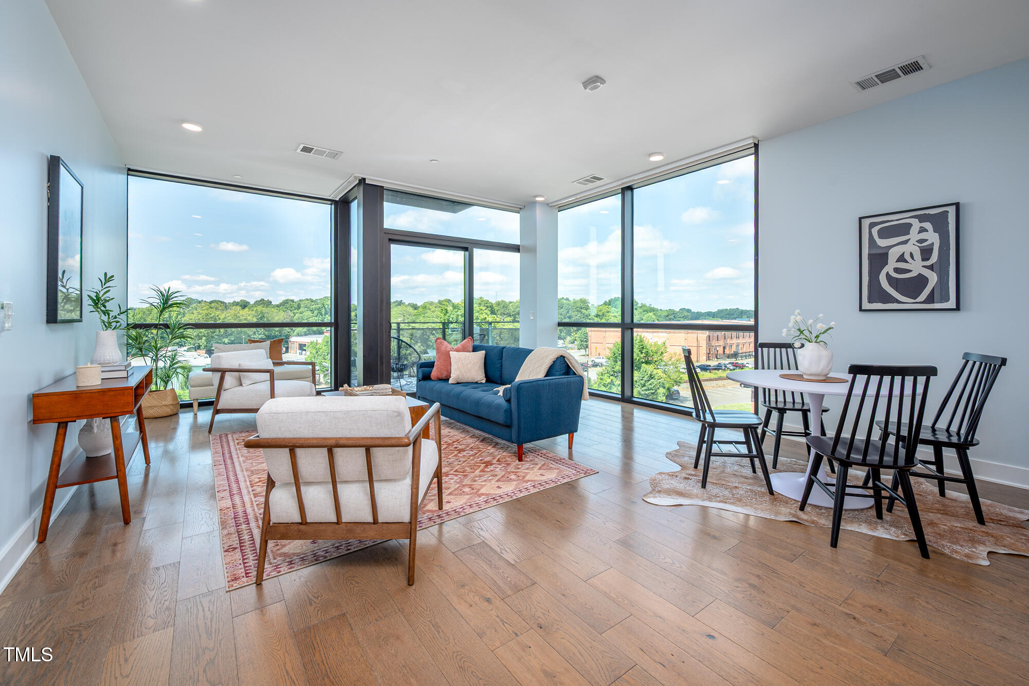1105 W Main Street # 506