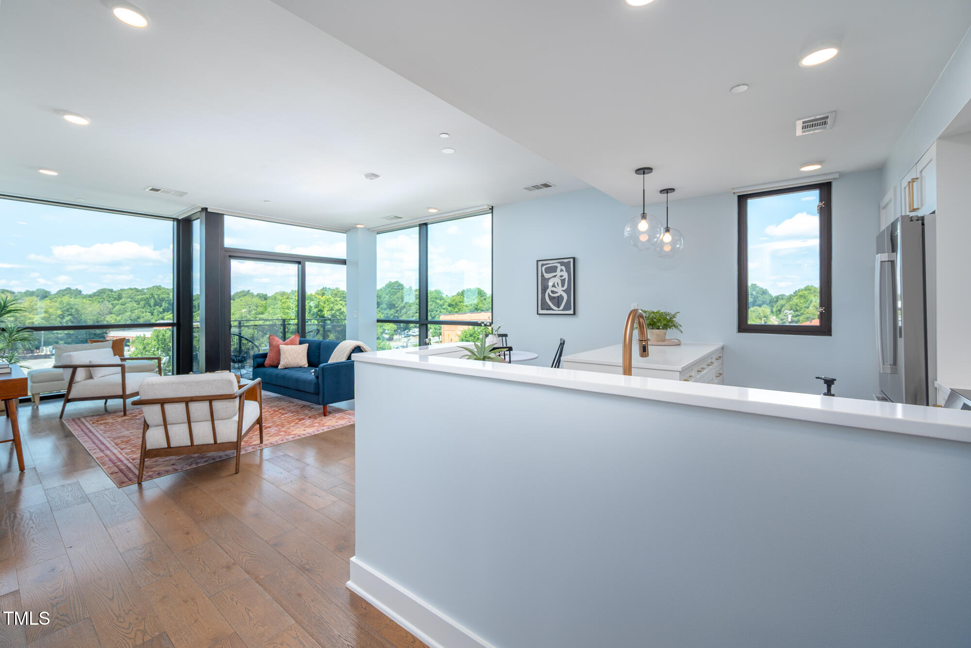 1105 W Main Street # 506