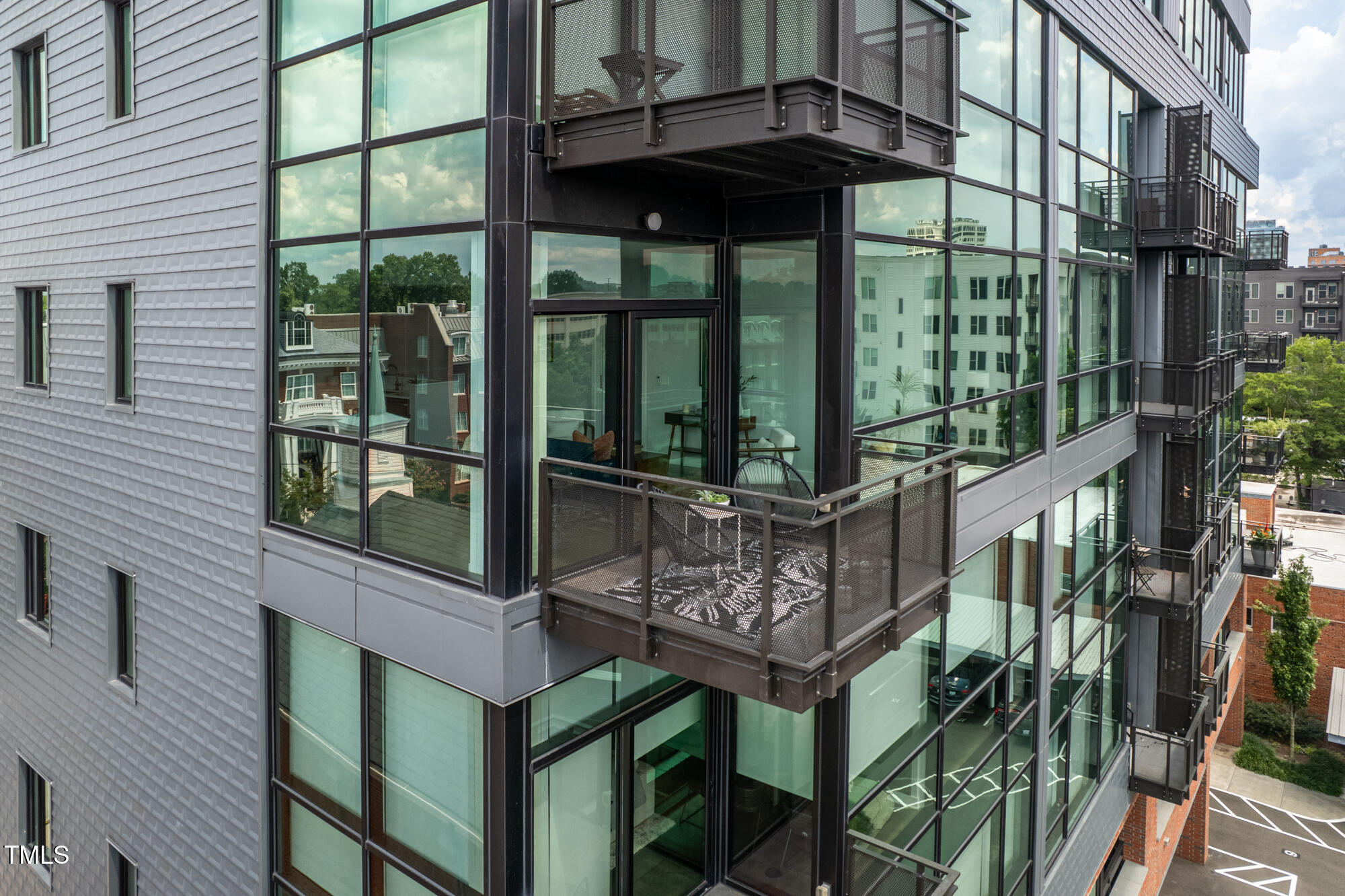1105 W Main Street # 506