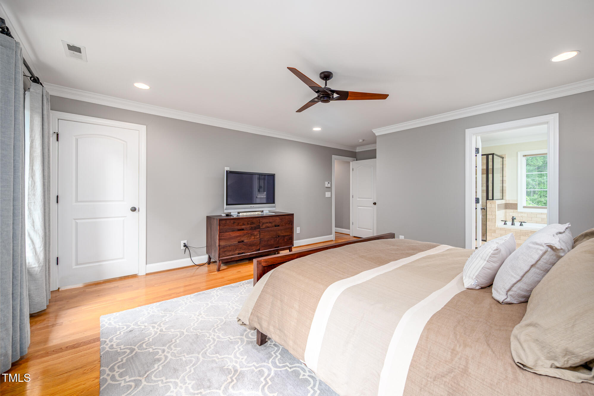429 Carolina Circle