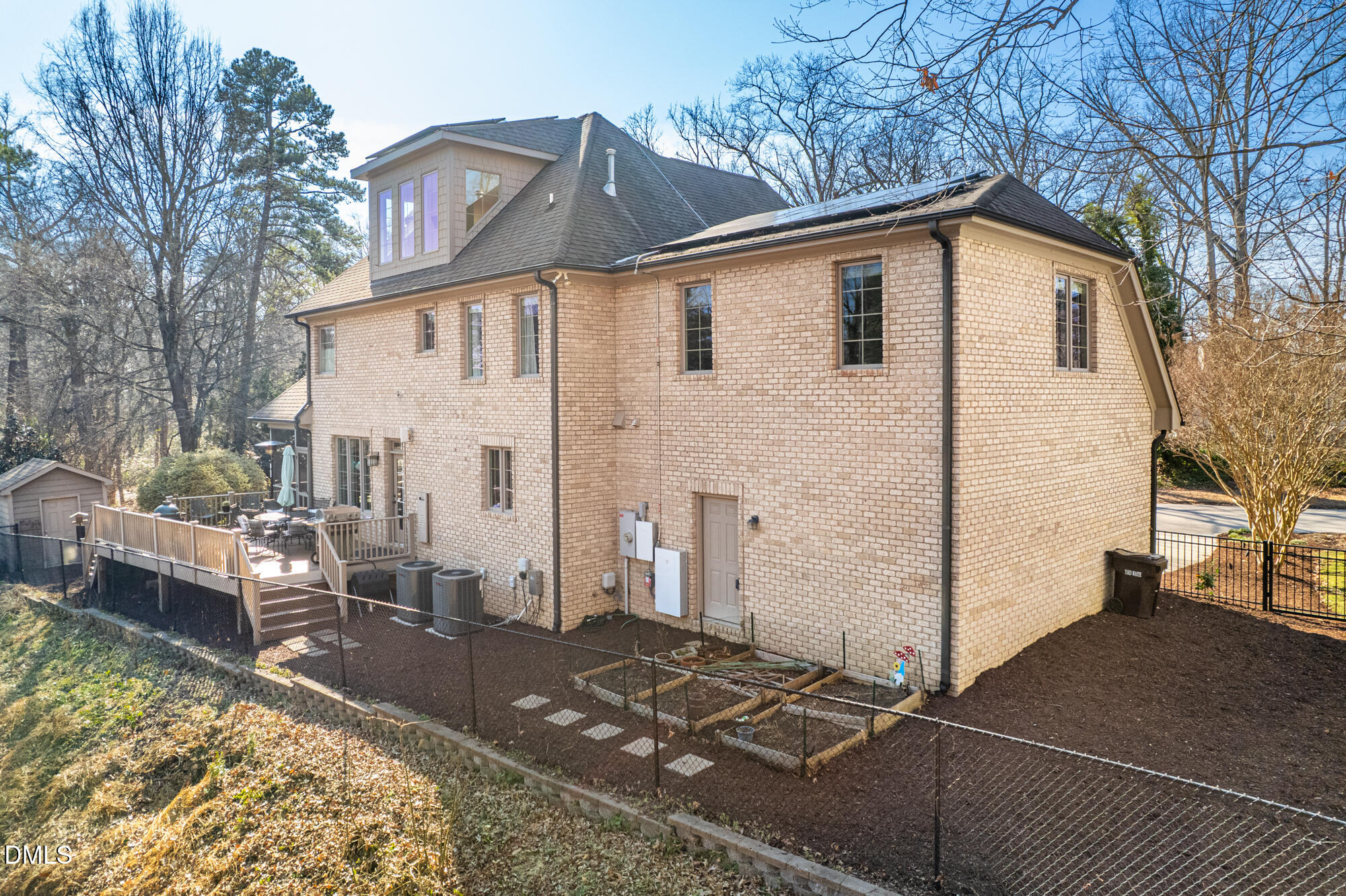 429 Carolina Circle