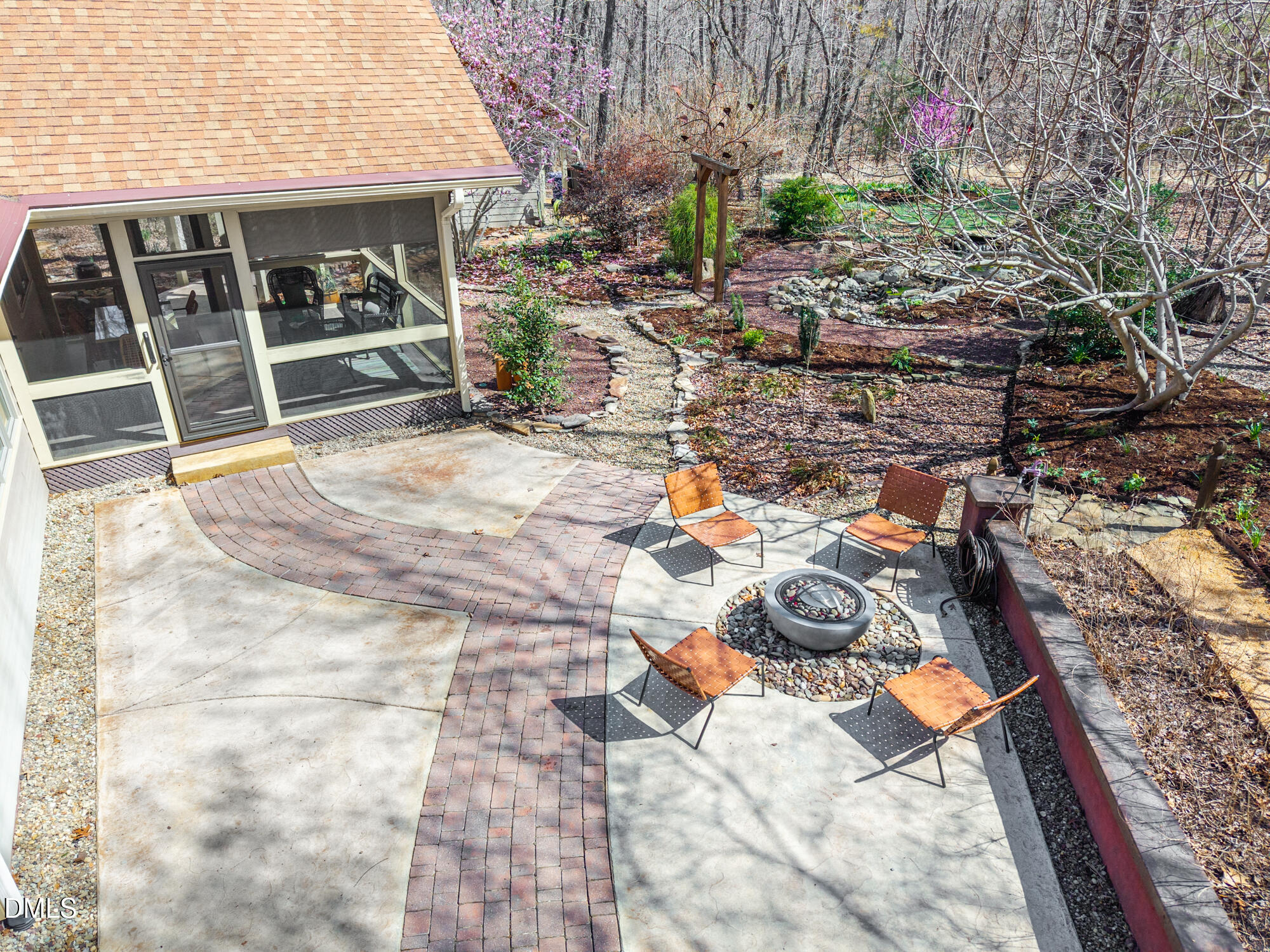 120 Little Doe Lane