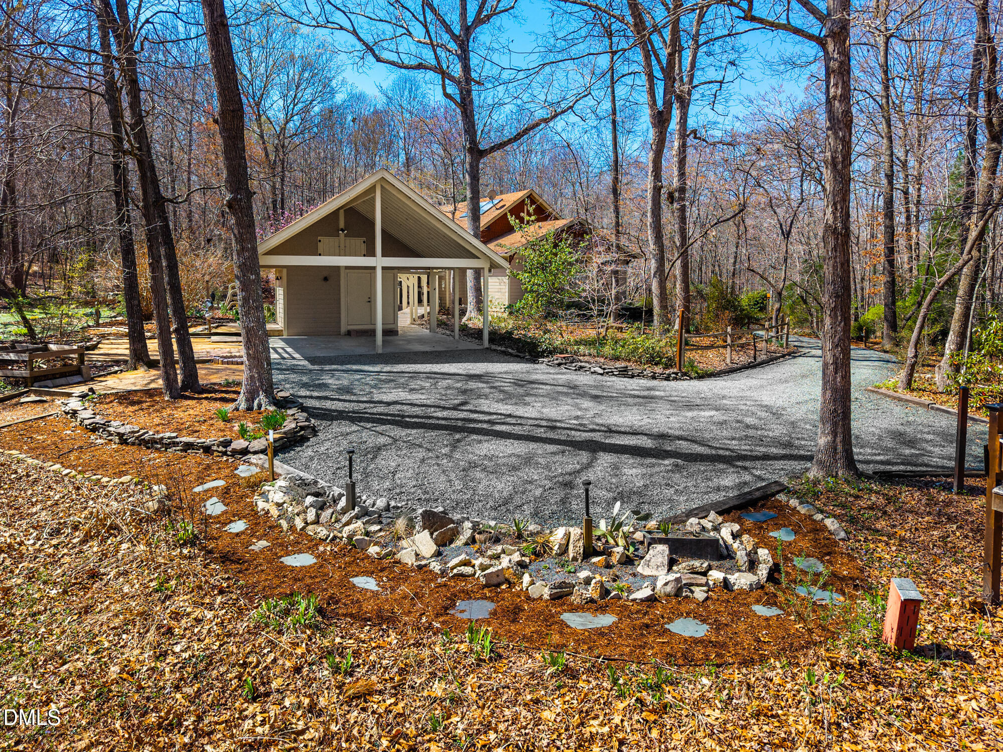 120 Little Doe Lane