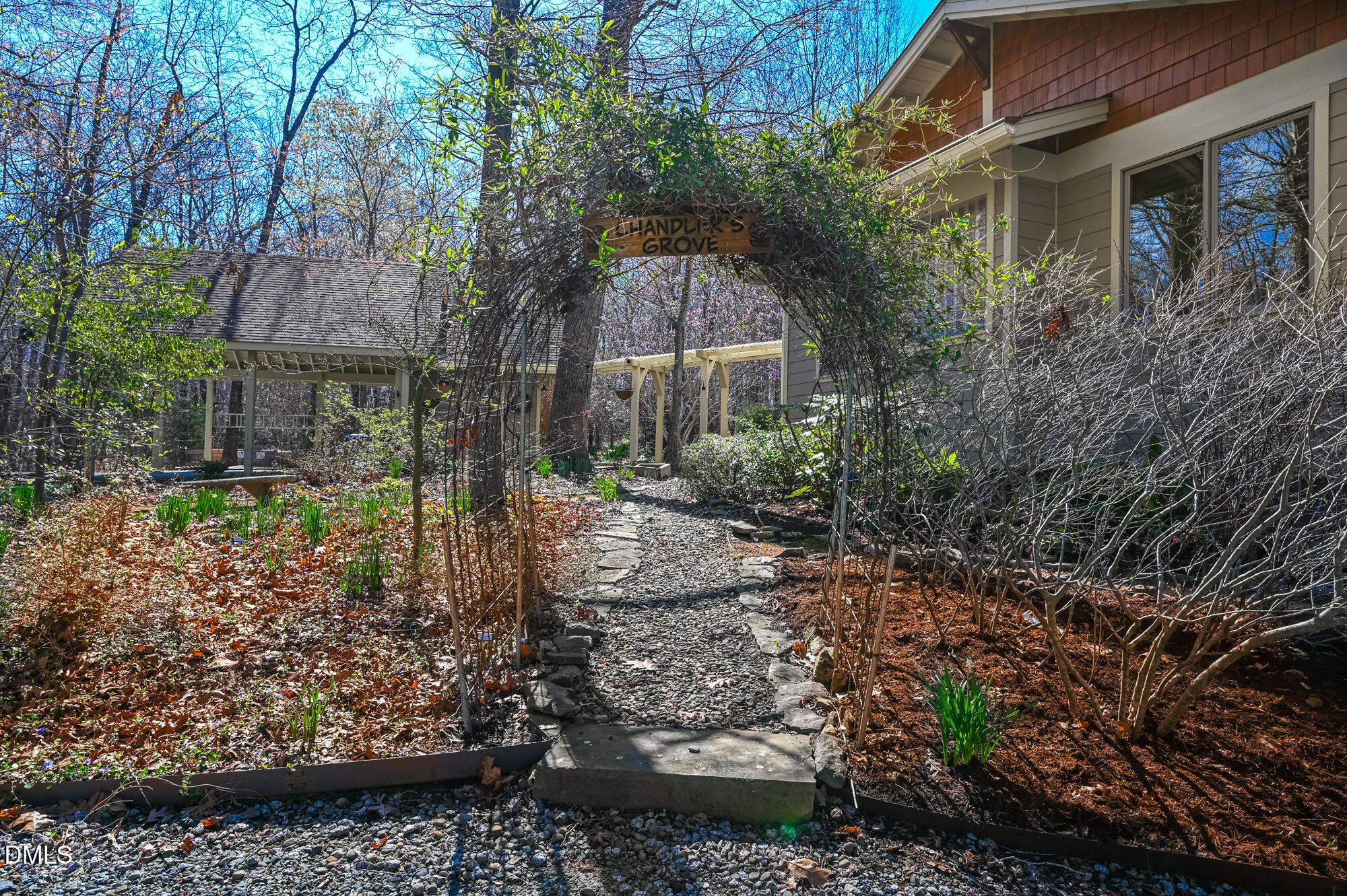 120 Little Doe Lane