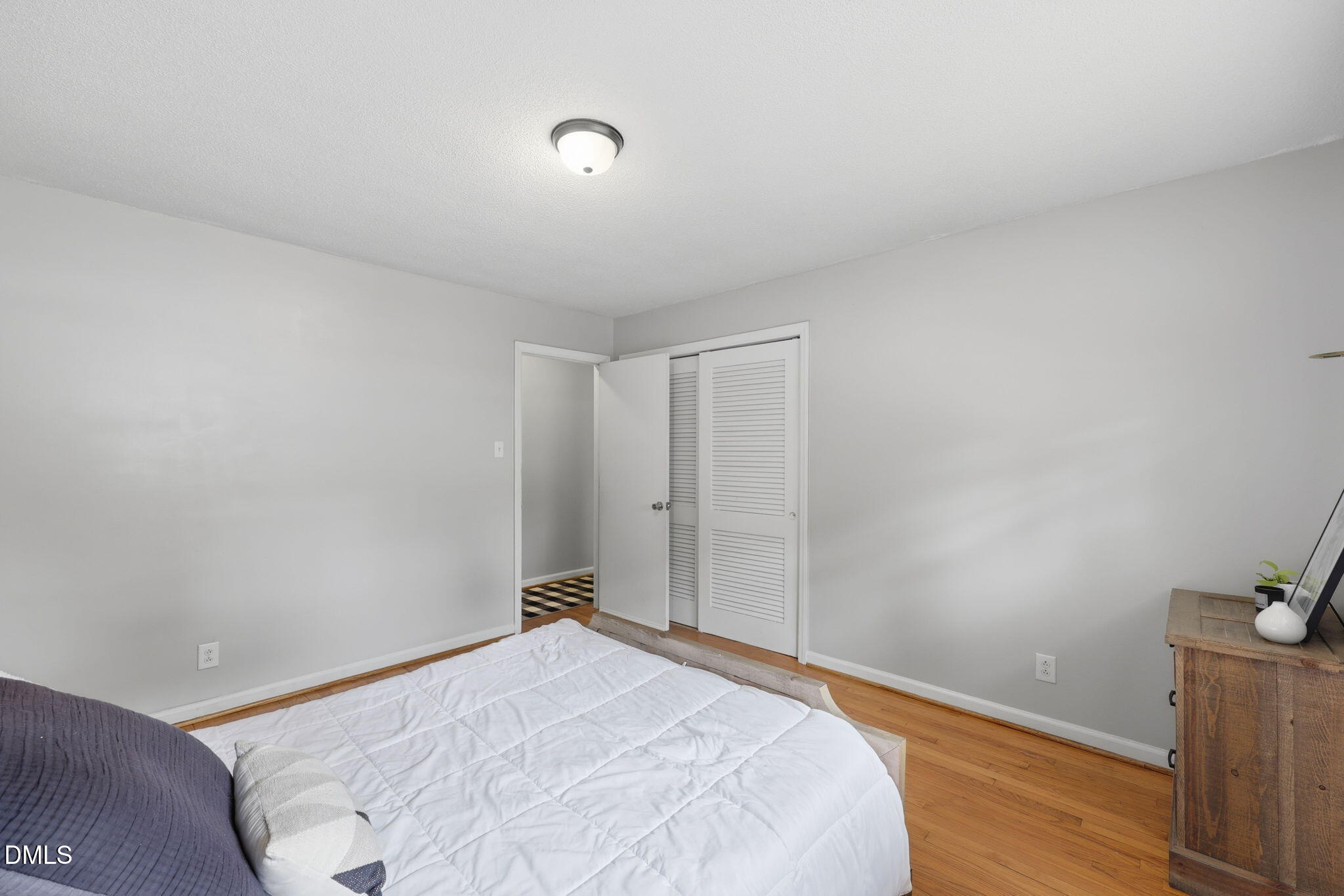 402 Crestview Drive