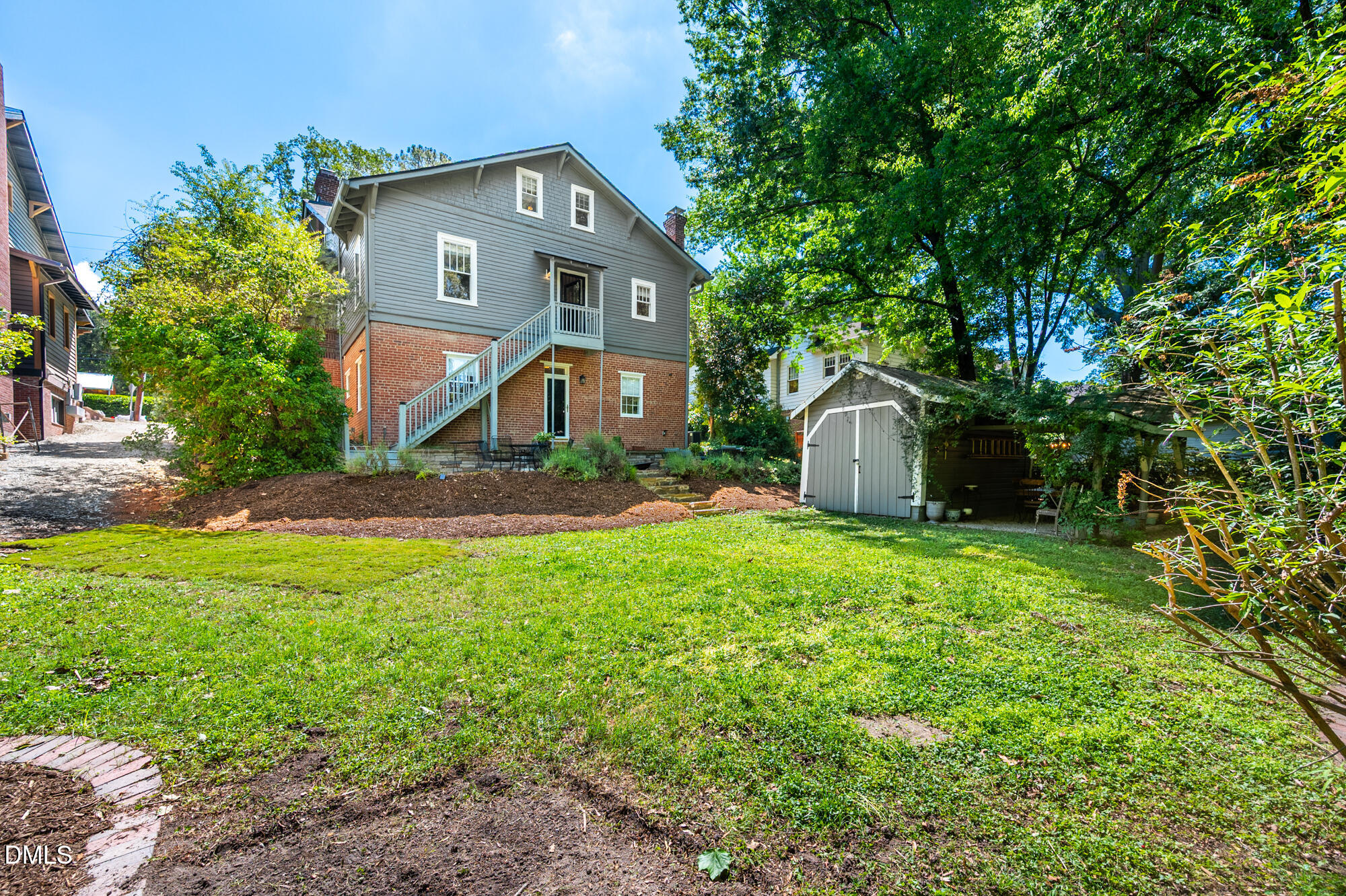 1206 Vickers Avenue