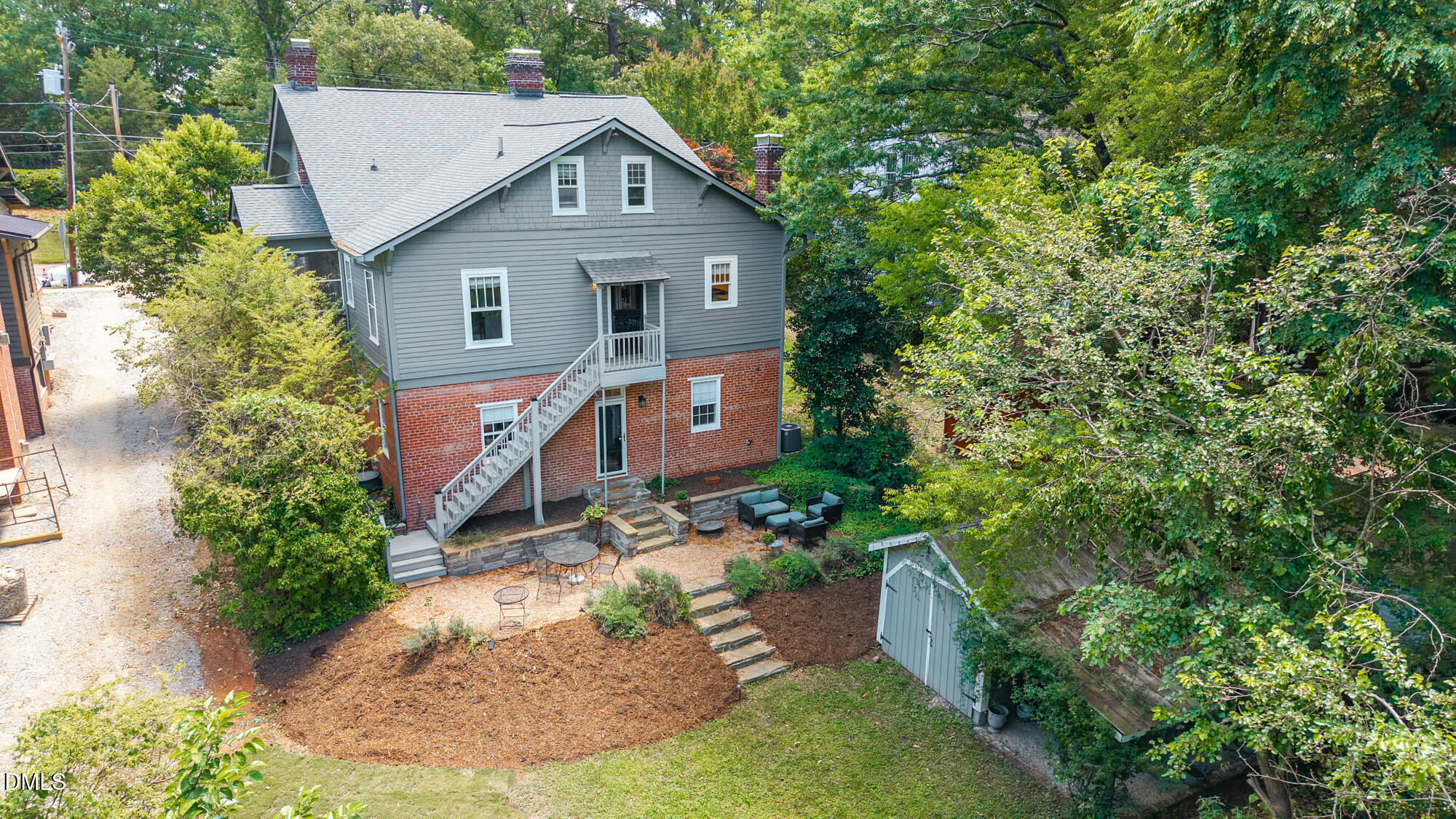 1206 Vickers Avenue