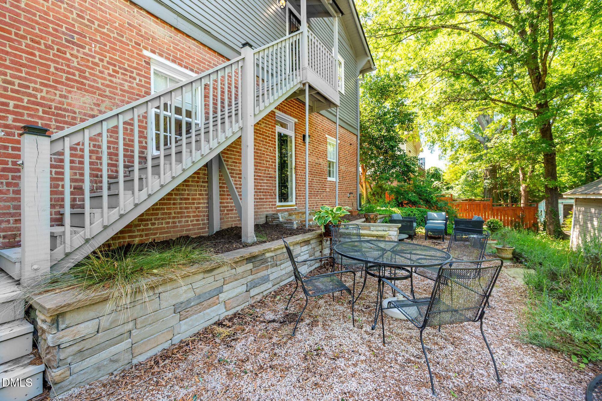 1206 Vickers Avenue
