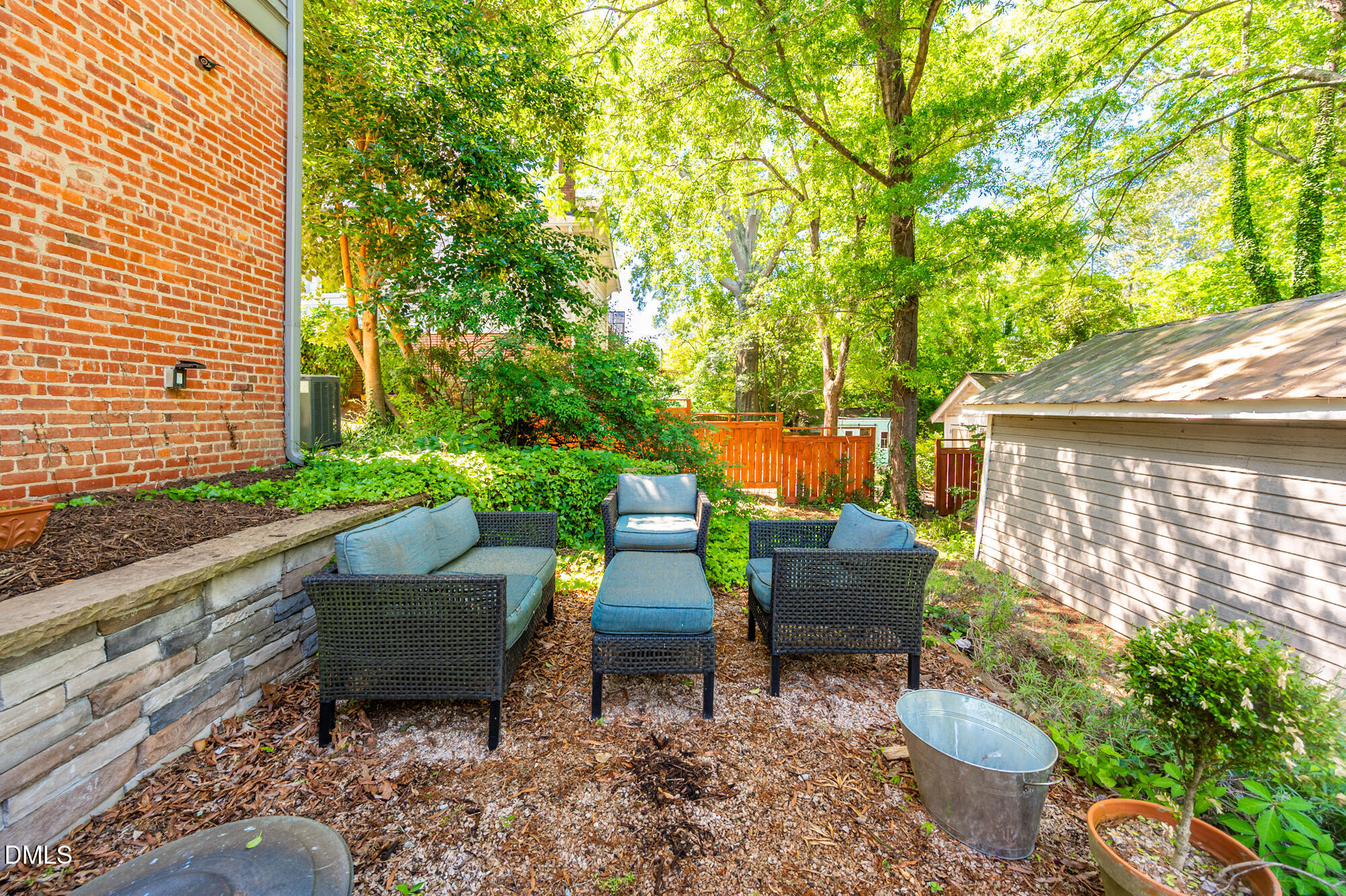 1206 Vickers Avenue