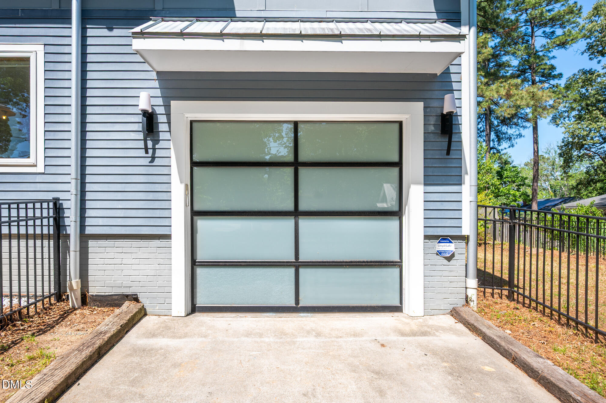 400 W Knox Street