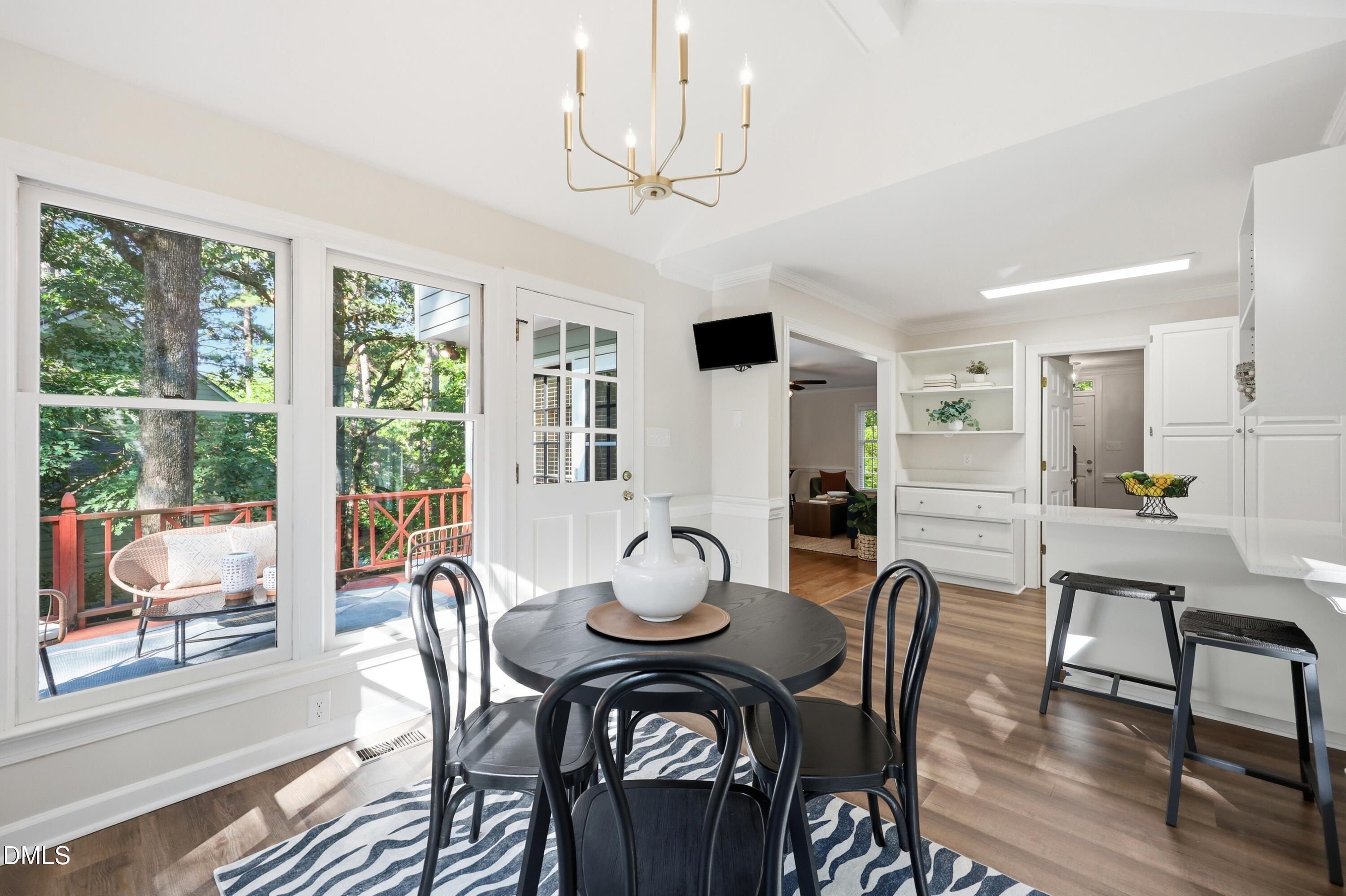 7 Cobbleridge Court