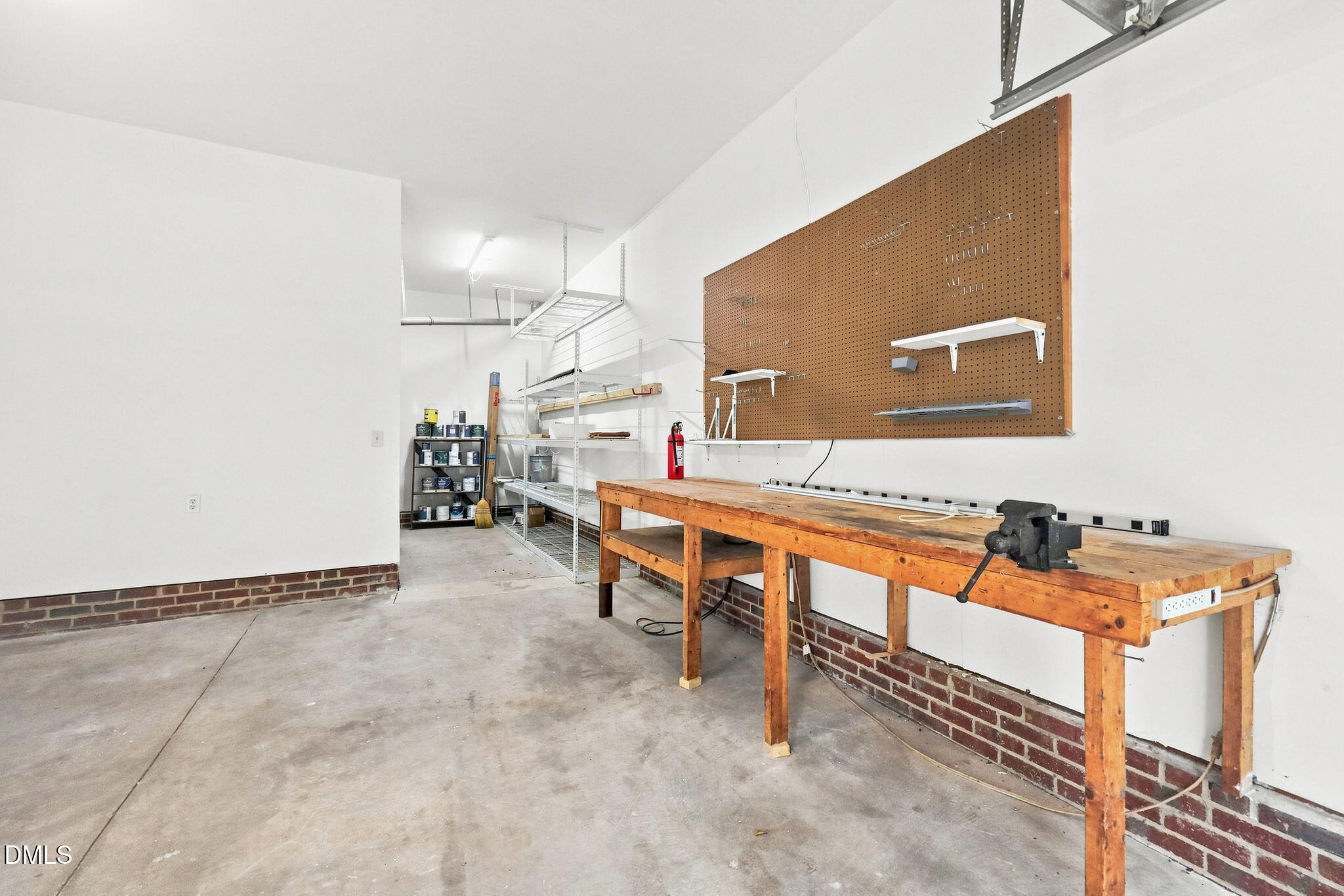 3405 Shady Creek Drive