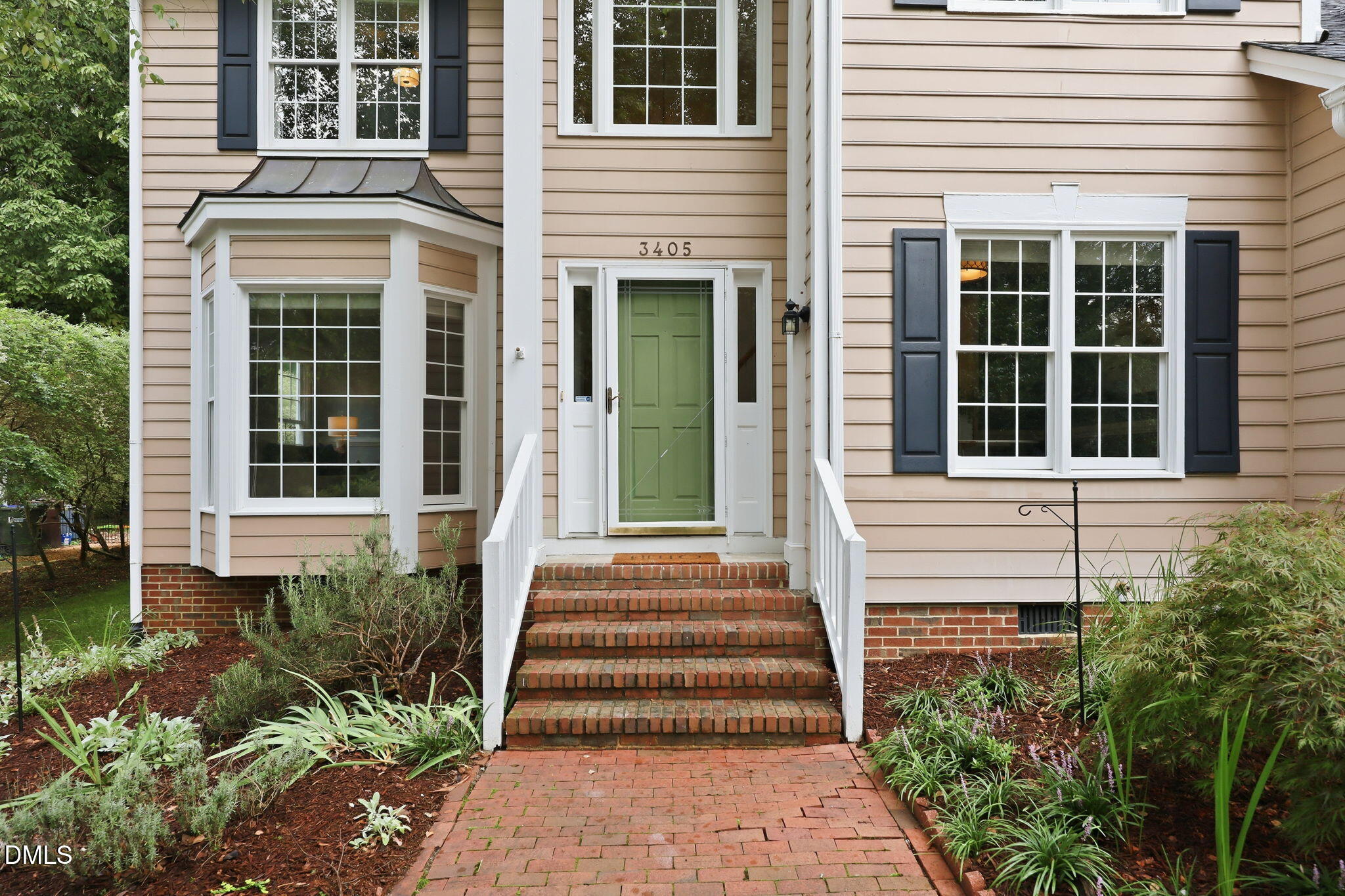 3405 Shady Creek Drive
