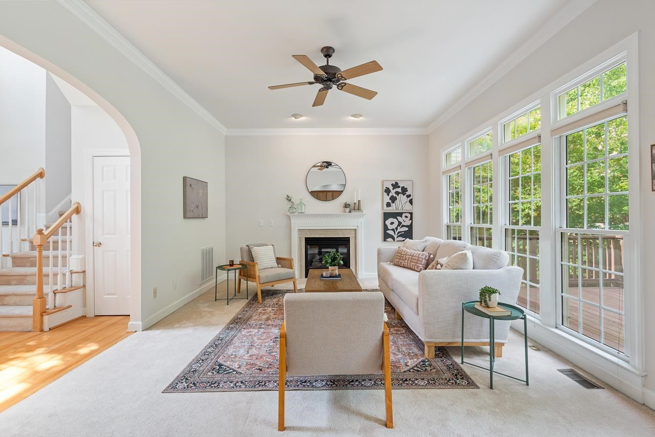2910 Alderman Lane