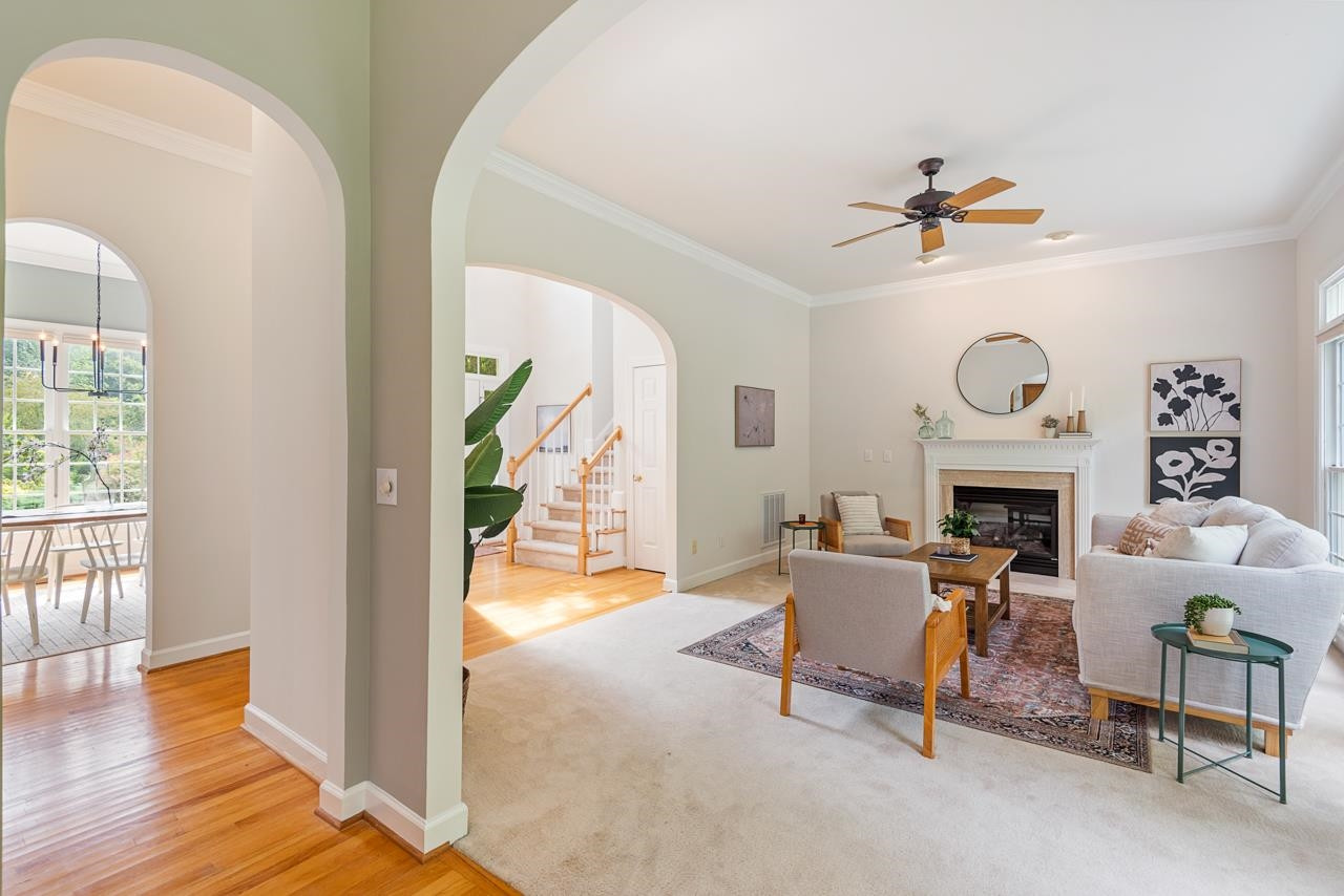 2910 Alderman Lane
