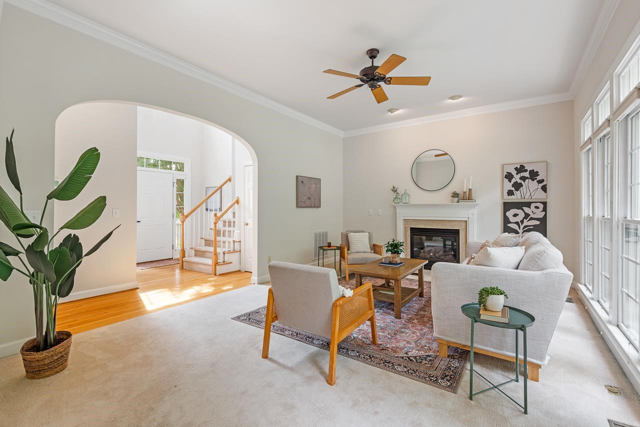 2910 Alderman Lane