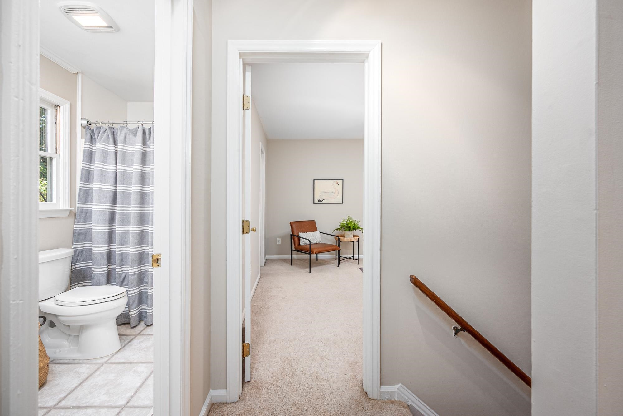 1604 Valley Run