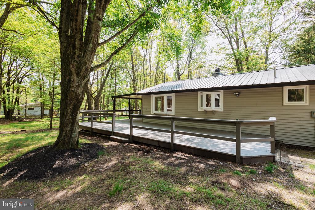 54 Skyline Dr