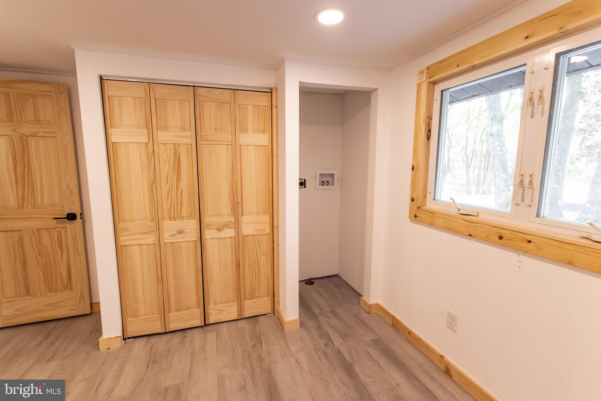 54 Skyline Dr