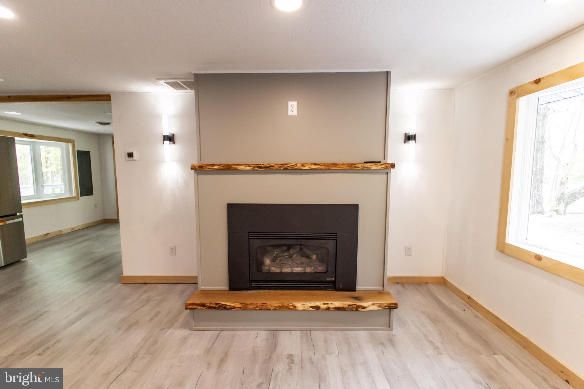 54 Skyline Dr