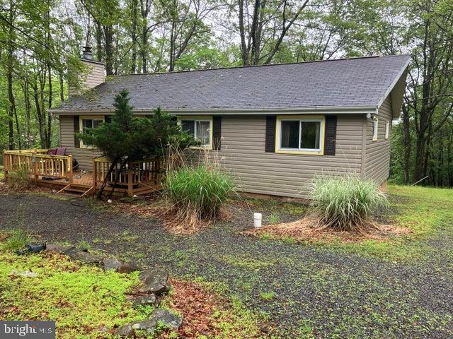 12 Chickadee Ln
