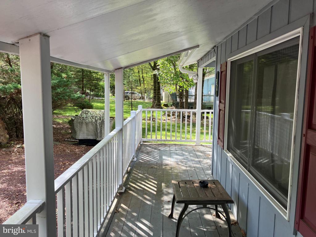 59 VISTA DRIVE