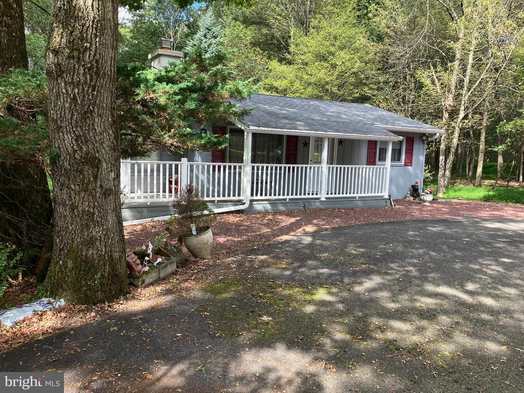 59 VISTA DRIVE