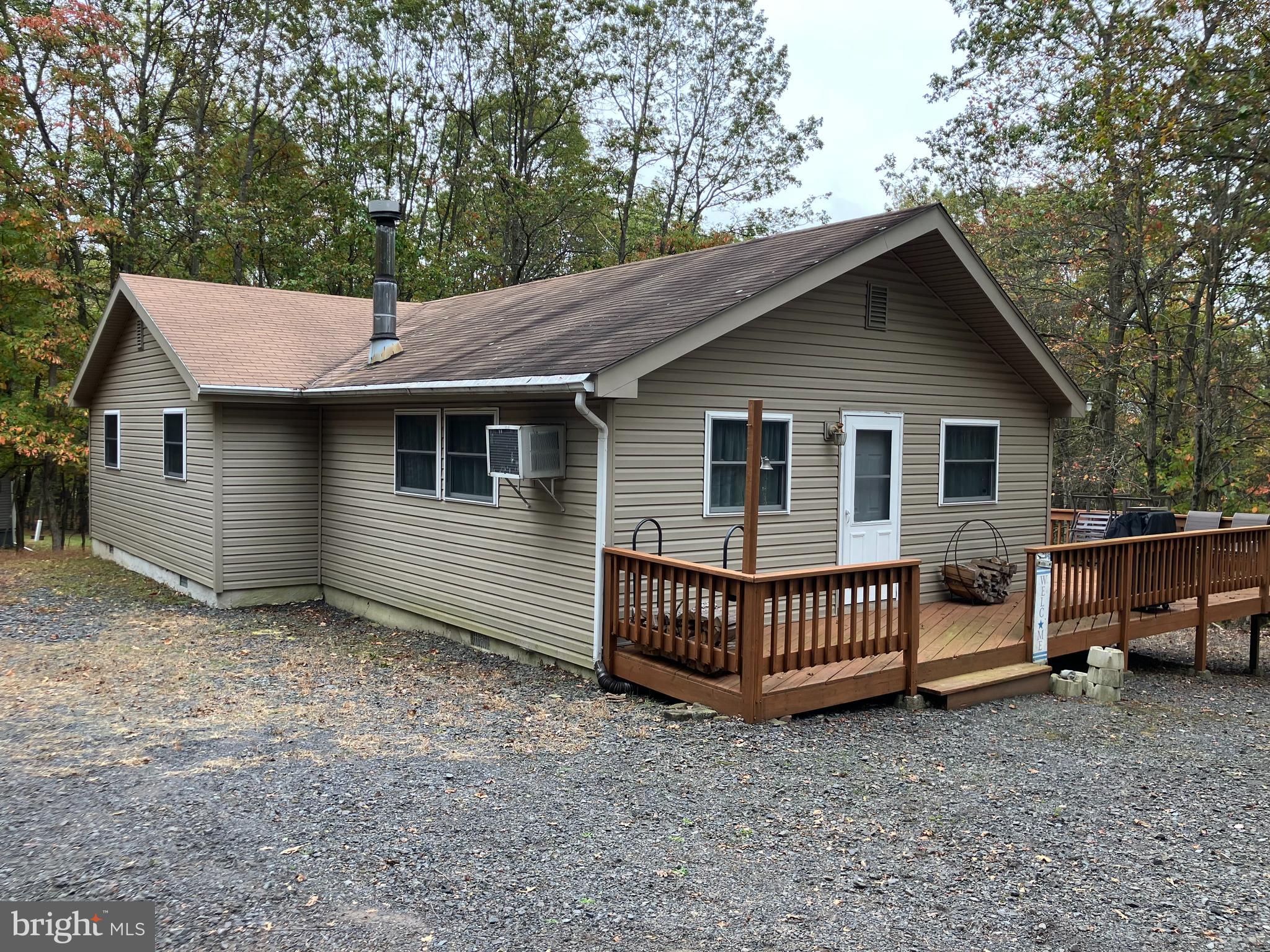 6 IROQUOIS ROAD