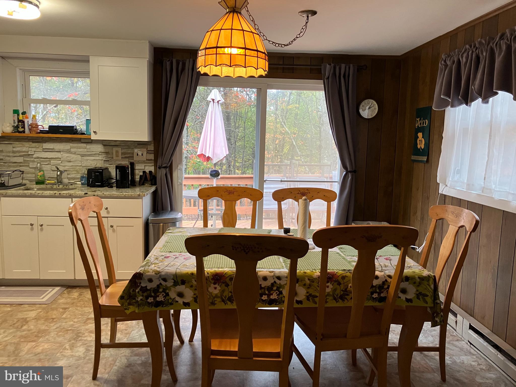 6 IROQUOIS ROAD