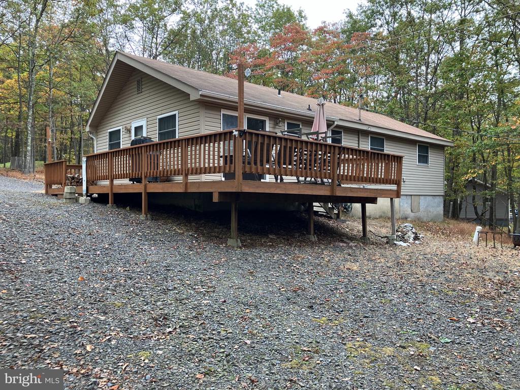 6 IROQUOIS ROAD