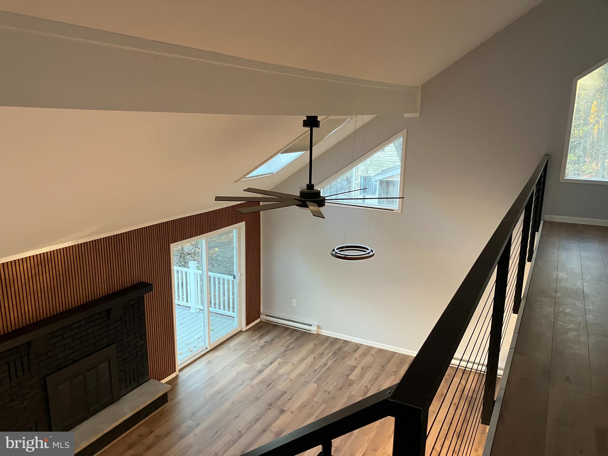 2096 SCARBOROUGH WAY