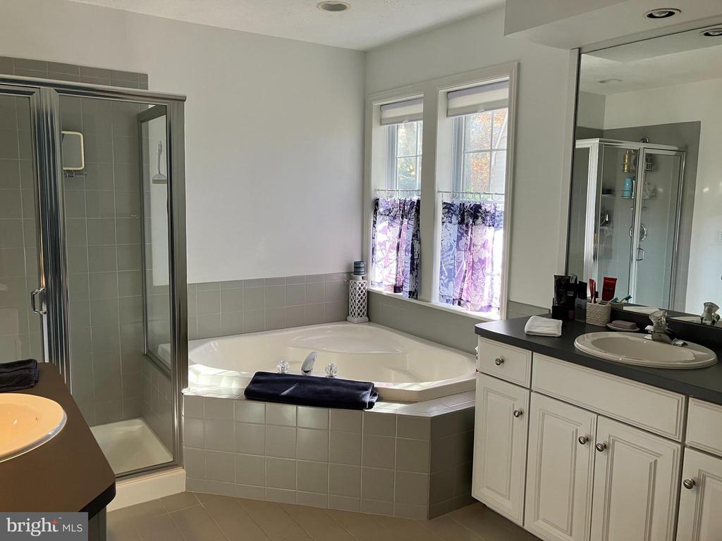 408 GENTIAN LANE
