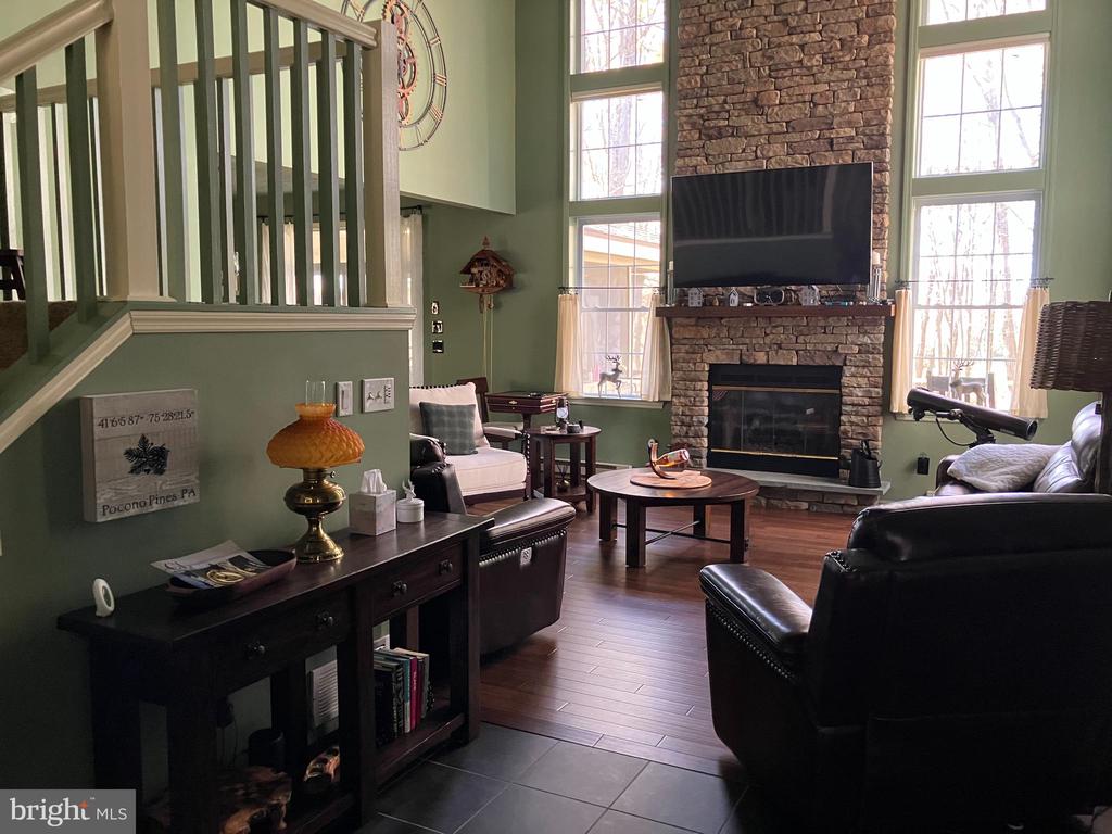 408 GENTIAN LANE