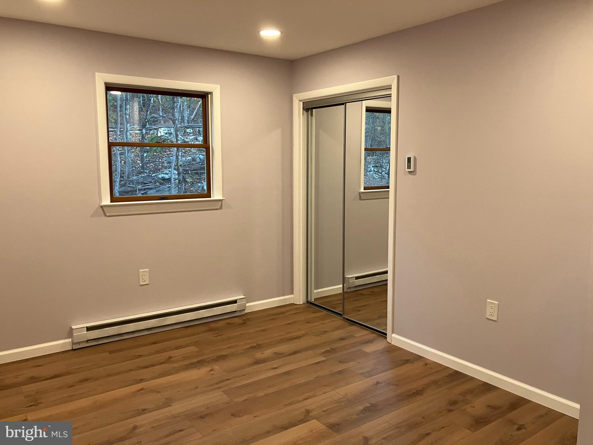 2096 SCARBOROUGH WAY