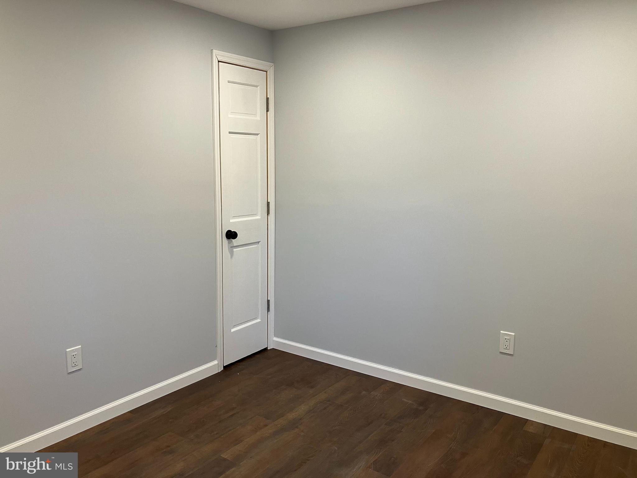 2096 SCARBOROUGH WAY