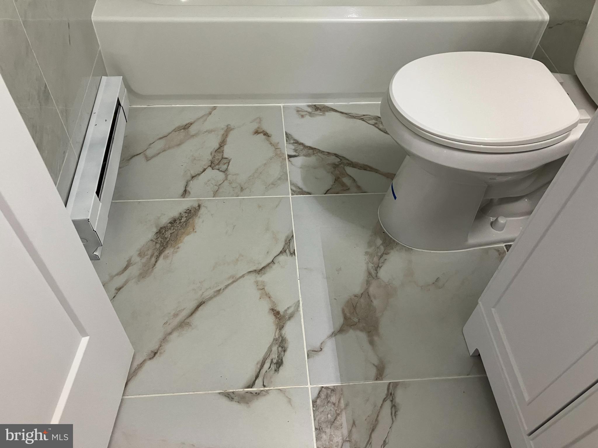 2096 SCARBOROUGH WAY