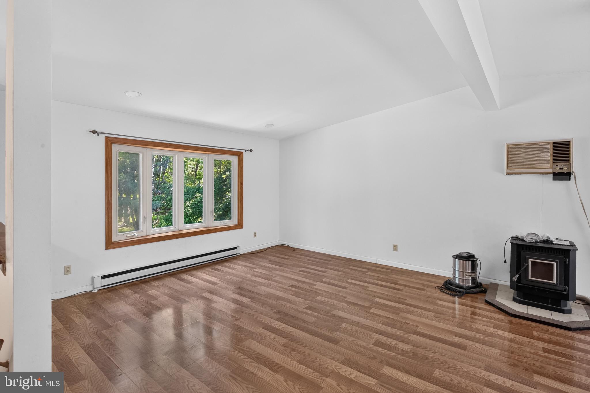 434 SCENIC DRIVE