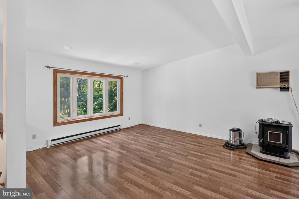 434 SCENIC DRIVE