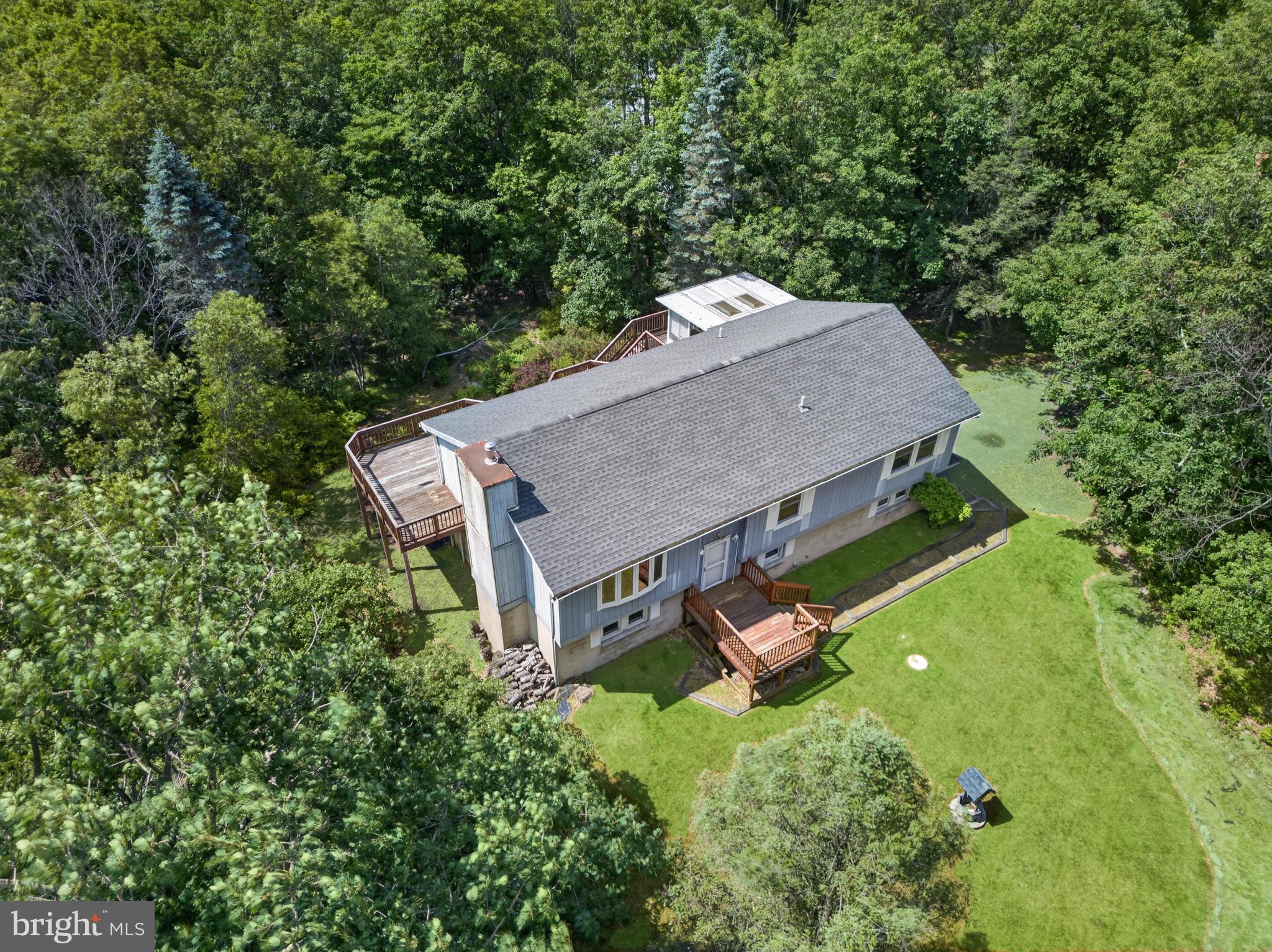 434 SCENIC DRIVE