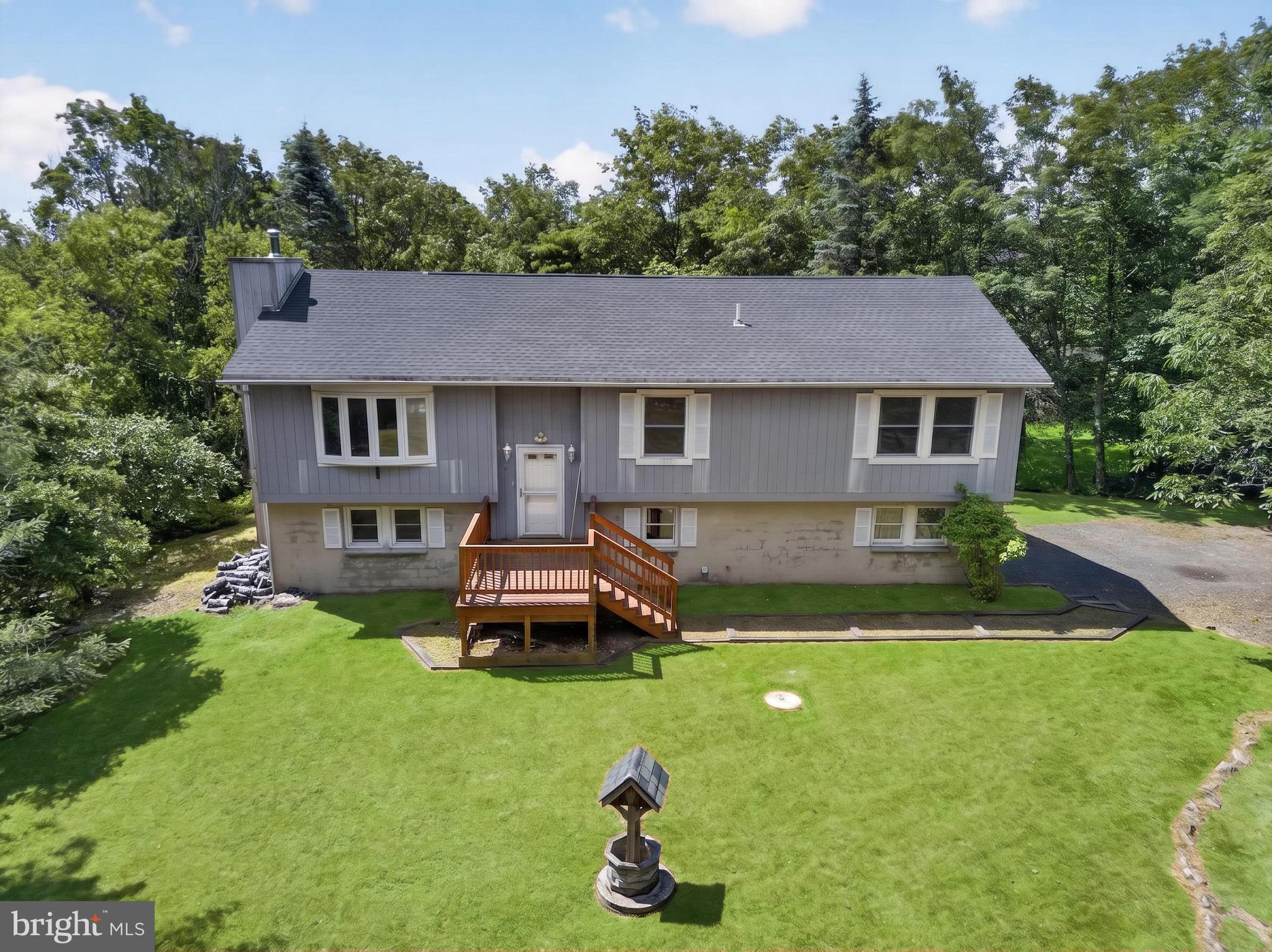 434 SCENIC DRIVE