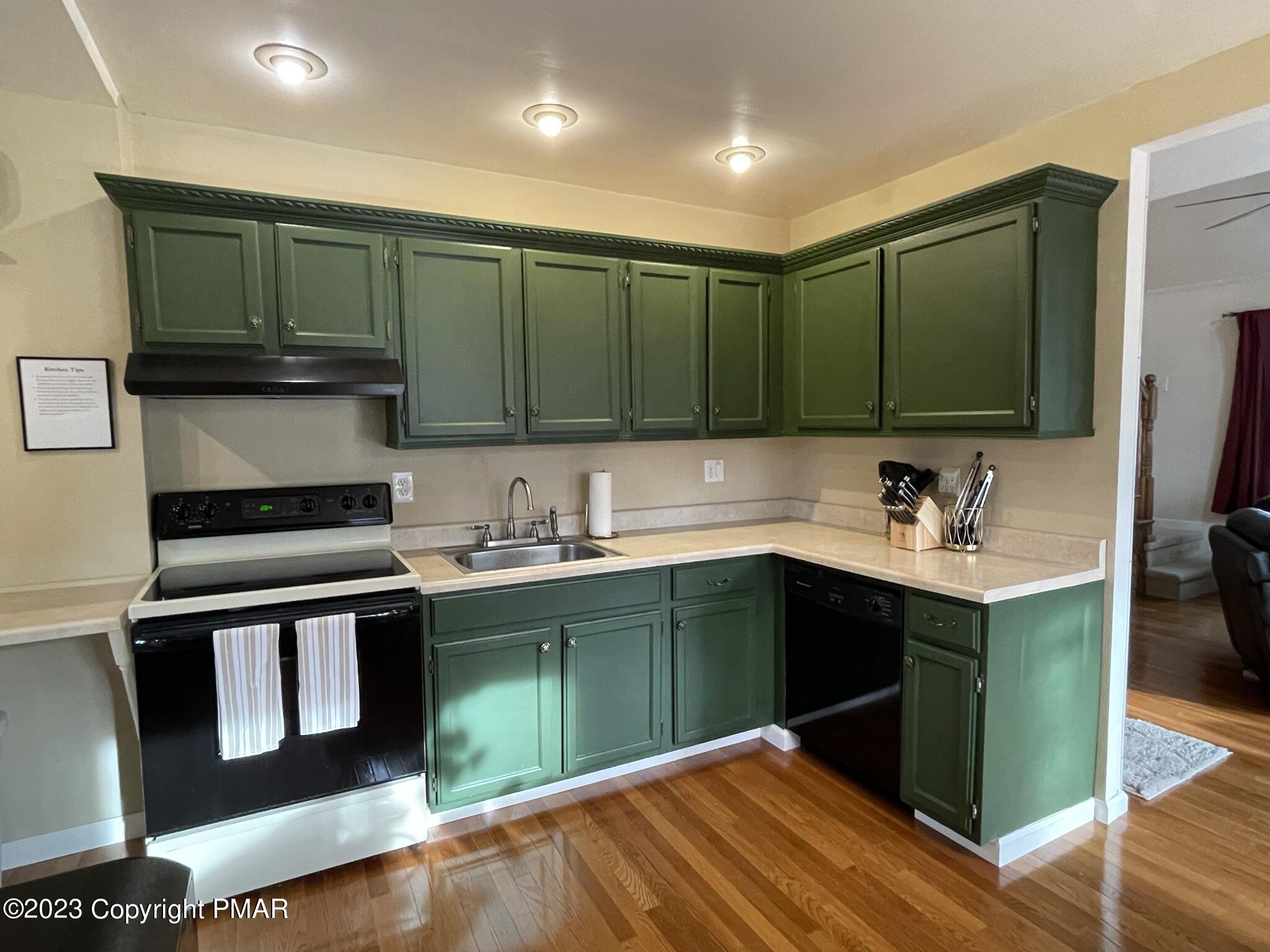 110 Winding Way