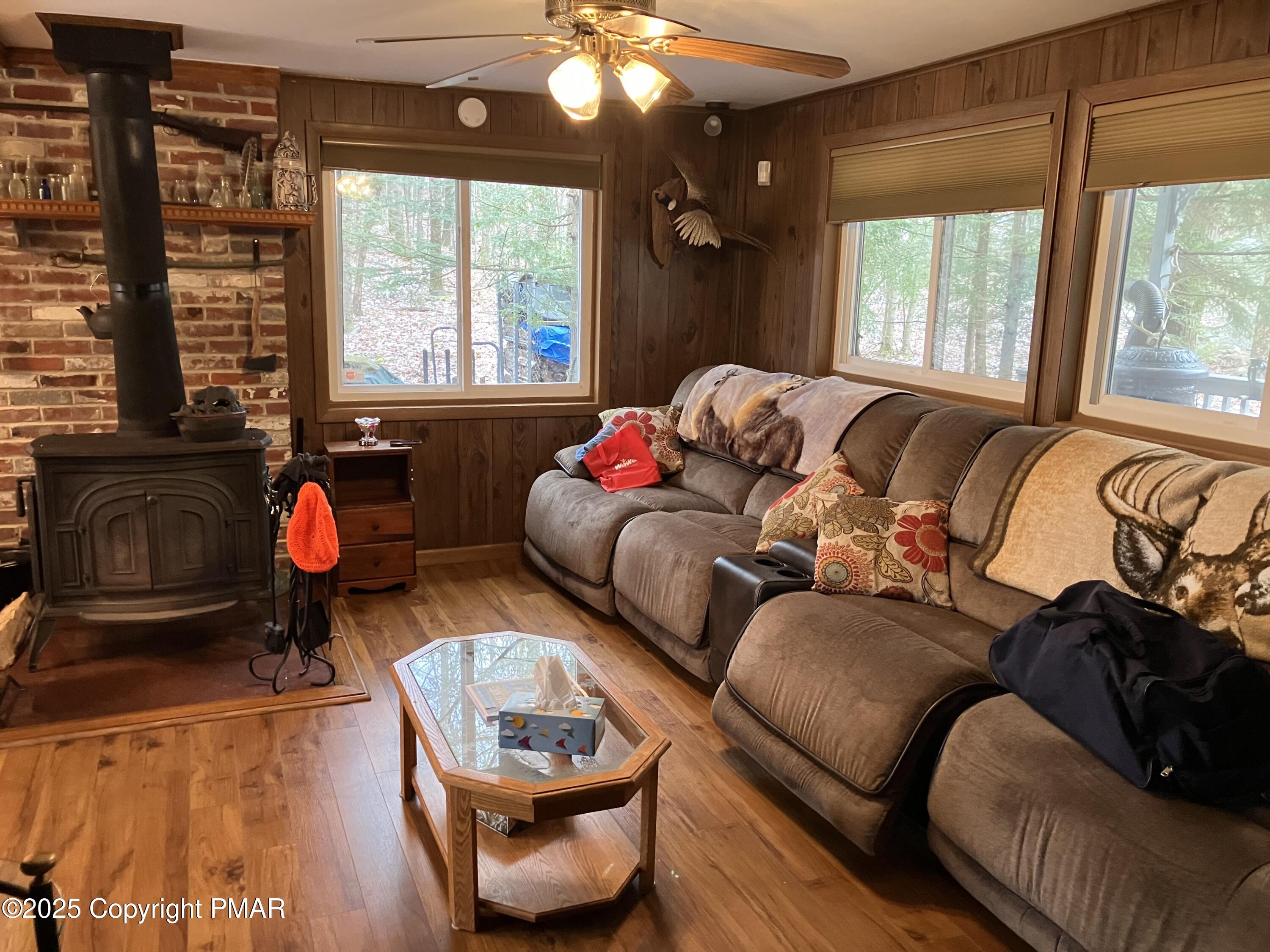 100 Tamarack Terrace