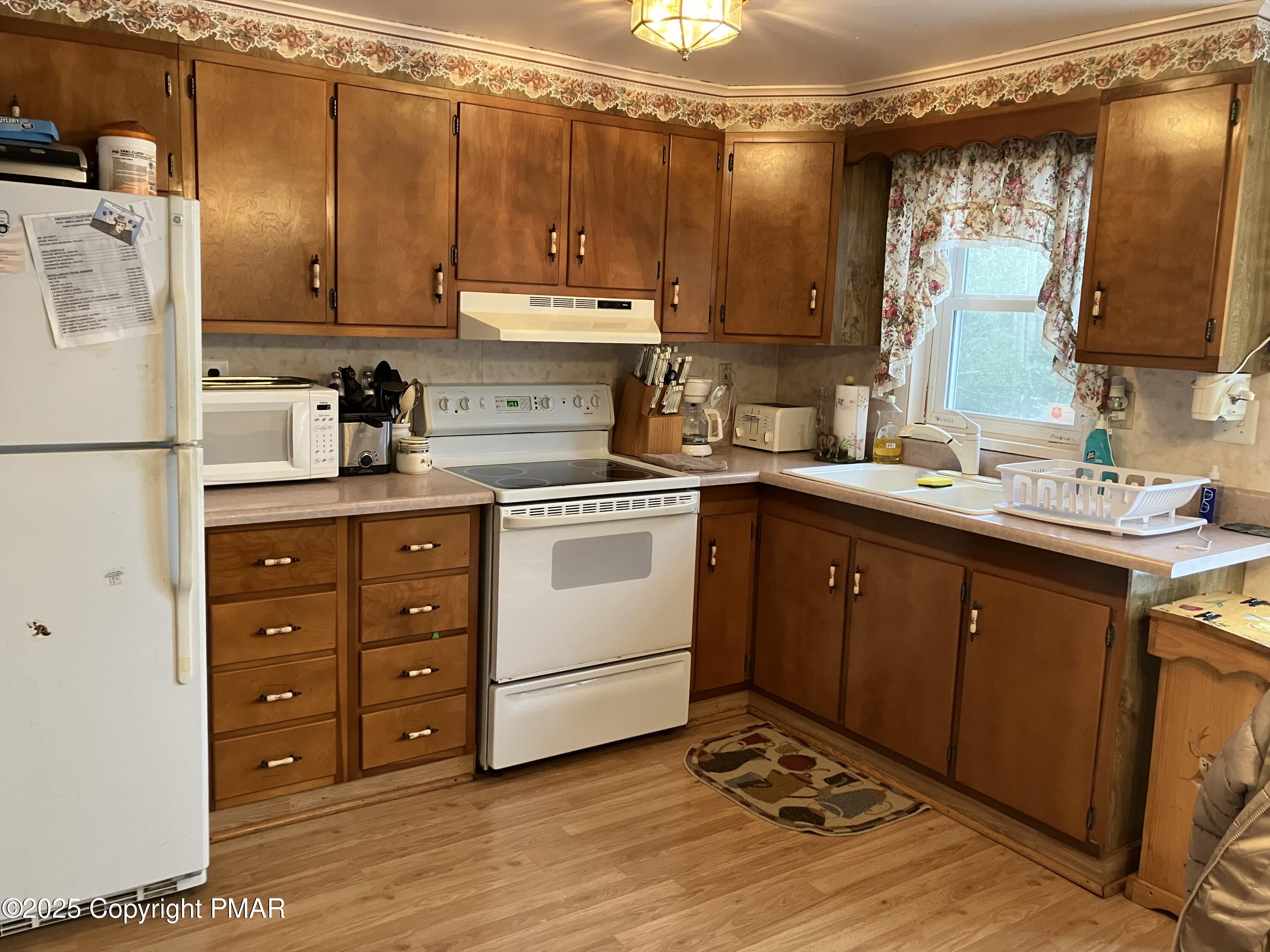 100 Tamarack Terrace