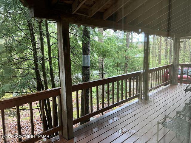 20 Horseshoe Drive