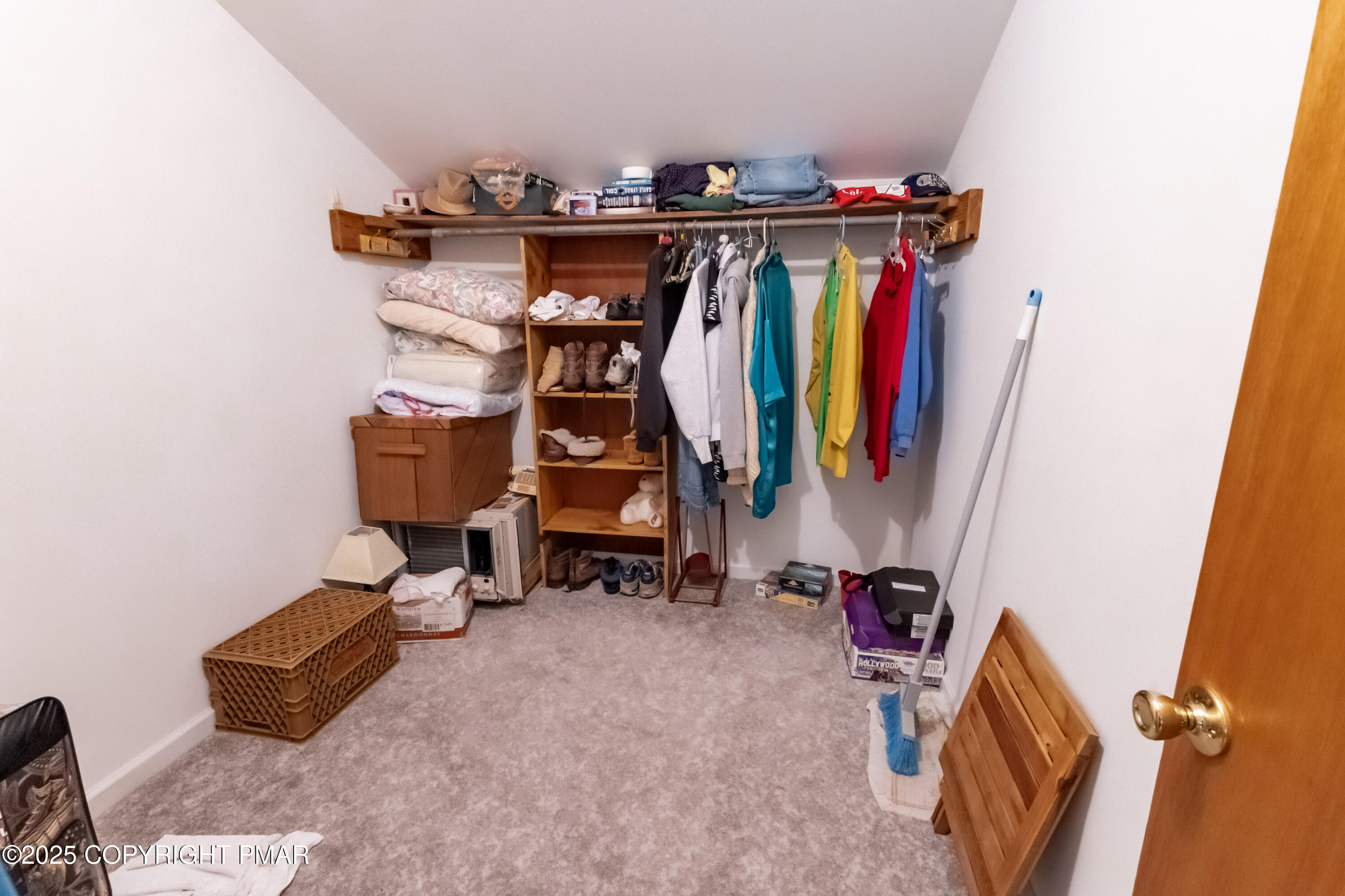 20 Horseshoe Drive